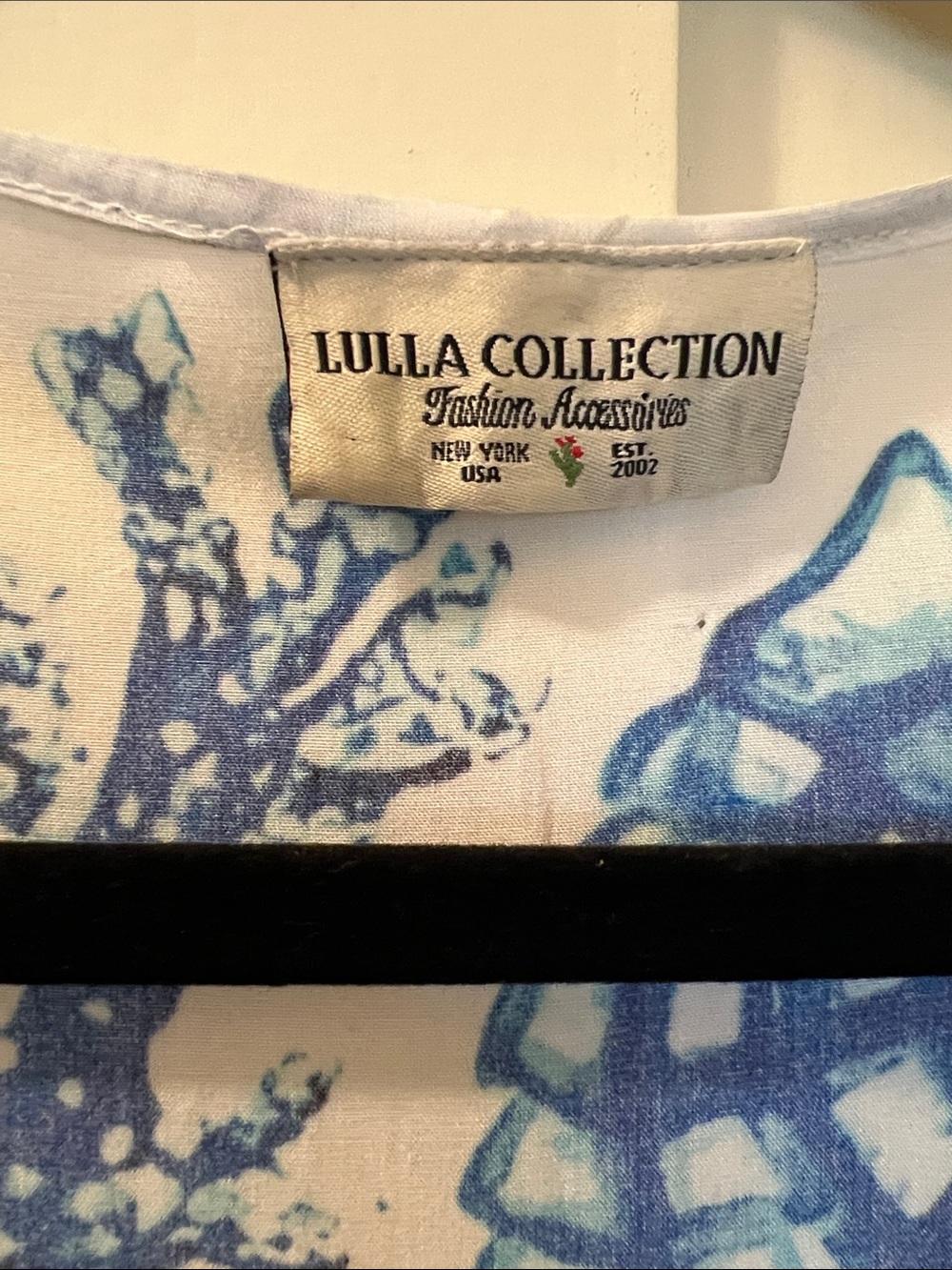 Lulla Collection kimono-style beach duster or cover-up. One Size - Picture 4 of 7